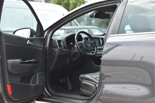 Kia Sportage 1.6 T-GDI 4WD GT-Line First Edition 177 PK  | NL-Auto | Camera | DAB | Nav | Leder | Keyless | Trekhaak | 4-Seasons / 36