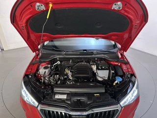 Skoda Scala 1.0 TSI 116pk DSG Business Edition Stoelverwarming LED Parkeersensoren Navigatie / 17