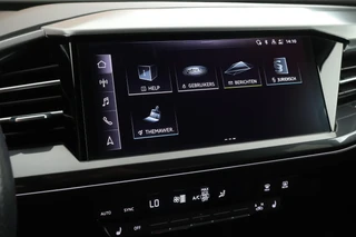 Audi Q4 Sportback e-tron 40 204pk S Edition 77 kWh SOH 91% Stoelverwarming Camera HUD Keyless ACC S-Line / 26
