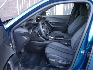 Peugeot e-2008 EV Allure 54 kWh | tot 406km WLTP range | SOH 96% | Parkeersensoren voor + achter | Draadloos Apple Carplay/Android Auto | Cruise Control | Privacy Glass / 8