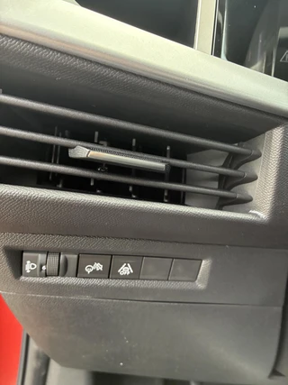 Opel Frontera Electric Edition 44 kWh | Airconditioning | Navigatie | Apple Carplay/Android Auto | Elektrisch Pakket | Parkpilot | Cruise control | Achteruitrij camera / 19