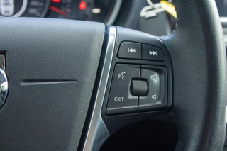 Volvo V40 2.0 T2 Inscription Parkeersensor achter|Bleutooth|Airco / 22