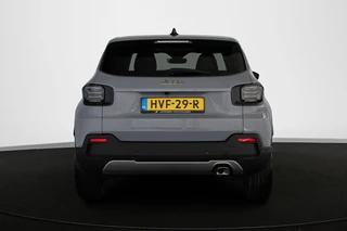 Jeep Avenger 1.2 e-Hybrid Altitude JBL Keyless Elektrische Achterklep / 15