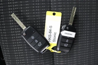 Kia Stonic 1.0 T-GDi MHEV DynamicLine  Navigatie - Achteruitrijcamera - Cruise Control - Apple & Android Carplay - Fabrieksgarantie t/m 14-04-2032 / 56