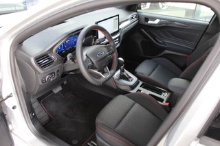 Ford Focus Wagon 1.0 EcoBoost Hybrid ST Line X  | BLIS | Head-Up | Trekhaak | Adaptieve cruise / 20