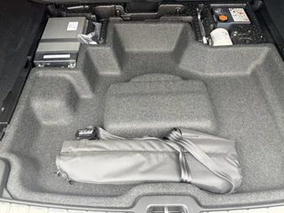 Volvo XC60 2.0 B4 Momentum Business  | Keyless | LED | Apple/Android | PDC v+a incl. Camera | Google | Elekt. Klep / 72