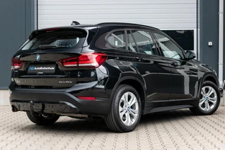 BMW X1 xDrive25e High Executive|1e EIGENAAR|STOELVERW.|AFN. TREKHAAK|HEAD-UP|ELEK. KLEP|CAMERA|LEDER / 2