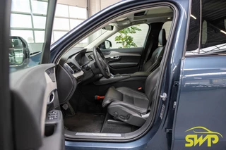 Volvo XC90 2.0 T8 Recharge AWD Ultimate Dark | Pano | Trekhaak zwenkbaar | Massage | Stoelventilatie | Harman Kardon | HUD | 4-zone | BLIS | ACC | Full option / 2