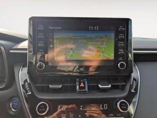 Toyota Corolla 2.0 Hybrid Executive / 18