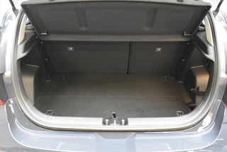HYUNDAI I20 1.0 T-GDI Comfort I Navi + Camera / 13