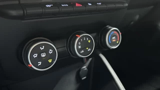 Dacia Duster 1.0 TCe Bi-Fuel Prestige CAMERA LEER NAVI CARPLAY LM. / 47