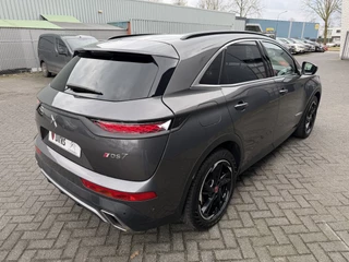DS DS 7 Crossback 225pk E-Tense Performance Line (Elektrisch Schuifdak - Leder incl verwarming/koeling/massage/geheugen - Elektrische Klep - Adaptieve Cruise Controle - LED - Keyless Entry - Camera) / 7