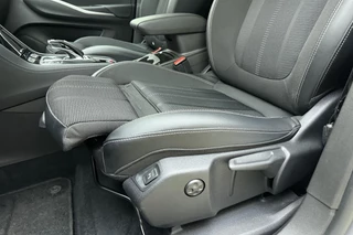 Opel Grandland 1.2 Turbo Level 3 | Adaptive Cruise Control | Stoelverwarming | Verwarmd stuurwiel | Navigatie | Camera | Elektrische kofferklep | Full LED | Keyless Entry & Start | 1e Eigenaar / 17
