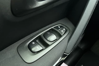 Renault Kadjar 1.2 TCe Limited | Apple carplay/Android auto | Cruise control | Keyless entry | Trekhaak | Parkeersensoren V+A | / 20