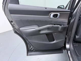 Kia Sorento 1.6 T-GDi Plug-in Hybrid 4WD ExecutiveLine 7p  - Stoelverwarming/Ventilatie - Panoramadak met schuif-/kantelfunctie - Massagestoelen - 360 Camera - Fabrieksgarantie t/m 2033 / 36