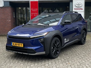 Toyota bZ4X Touring EXECUTIVE AWD 75 kWh NIEUW! PANODAK JBL-AUDIO 1500KG TREKGEW LM-VELGEN 20" 4S-BANDEN STOELVERW/KOELING STUURVERW BLIND SPOT WARMTEPOMP EL-ACHTERKLEP