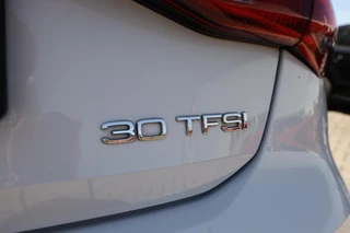 Audi A3 Sportback 30 TFSI Pro Line|Automaat|Trekhaak|Navi|Cruise control| / 28