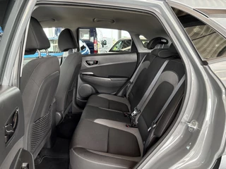 Hyundai Kona 1.6 GDi HEV Fashion Automaat  KRELLAUDIO/CAMERA/DODEHOEK/KEYLESS/NAVI/HUD/ADAPT.CRUISE / 56