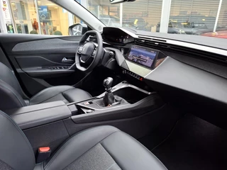 Peugeot 308 SW 130 Allure Nav/Clim/Cam/LMV / 7