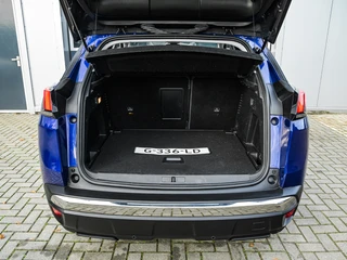 Peugeot 3008 1.2 PureTech Executive | Automaat | Leder | Carplay | 360 camera | Digitale i-cockpit | Trekhaak | Climate control / 28