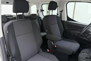 Citroen ë-Berlingo Live 50 kWh 100% Elektrisch | 5 Persoons | DAB Radio | Geen kilometers | Parkeersensoren | Mistlampen | Licht en regensensor | Armsteun / 11