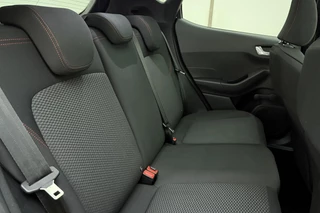 Ford Fiesta 1.0 EcoBoost ST-Line | Panoramisch Schuifdak | Climate control | Navigatie | Lichtmetalen velgen| Parkeersensoren | Keyless start | Extra getint glas / 14