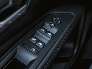 Peugeot 3008 1.2 PureTech Première | NAVI | CLIMA | PDC | / 29
