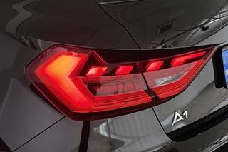Audi A1 Sportback 30 TFSI Advanced / 19
