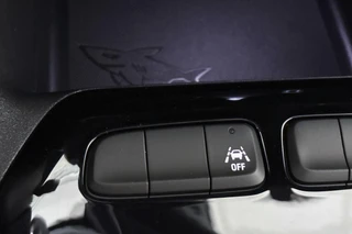 Opel Corsa Electric Long Range Edition 51 kWh Achteruitrijcamera Apple CarPlay Parkeersensoren Voor en Achter / 37