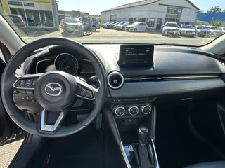 Mazda 2 1.5 Skyactiv-G Luxury  | Leer | Apple/Android | Stoel- en stuurverwarming | PDC | Cruise | ECC | Navi / 6