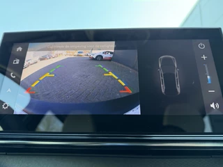 Citroën C3 100pk Max (Camera - Automatische Airco - LED - Navigatie - Parkeersensoren) / 23