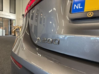 Mercedes-Benz A-klasse 200 Business Solution AMG | CAMERA | STOELVERW. | SFEERVERLICHTING / 21