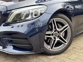 Mercedes-Benz C-klasse Coupé AMG Line | Facelift | HUD | Navi | Camera 360 | Carplay| Advantage Pack | Sport Leer | Nap / 7