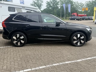 Volvo XC60 2.0 B4 Momentum Business  | Keyless | LED | Apple/Android | PDC v+a incl. Camera | Google | Elekt. Klep / 9