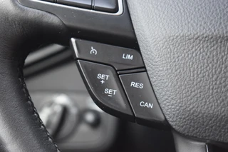 Ford C-MAX 1.0 125pk ECC LMV NAVI CRUISE / 21