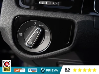 Volkswagen Golf Variant 1.5 TSI R-Line | Pano | Navi | DSG / 52