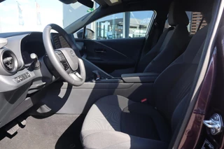 Toyota C-HR 1.8 HYBRID 140 DYNAMIC NL-AUTO 1E-EIG CAMERA PARK-SENSOREN KEYLESS BSM LED APPLE/ANDROID 18'' LM-VELGEN / 18