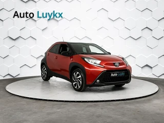 Toyota Aygo X 1.0 VVT-i S-CVT Pulse Plus Automaat | Keyless Entry | Parkeersensoren voor + achter | 17'' L.M. Velgen / 11